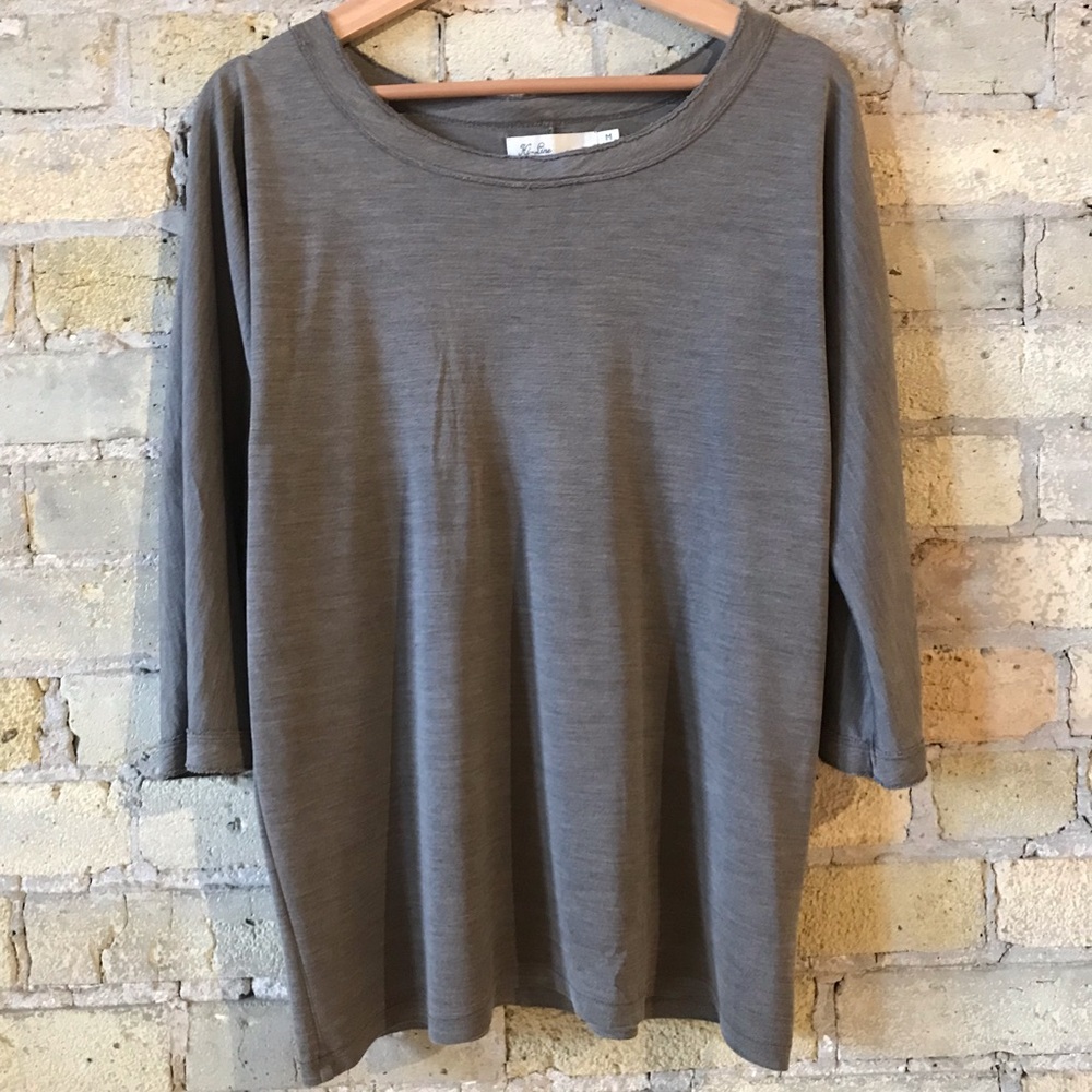 Hi-line by Madewell, open scoop neckline top.